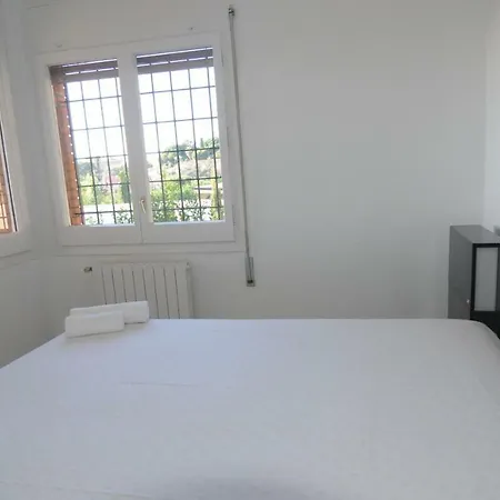 Homeholidaysrentals Burriac